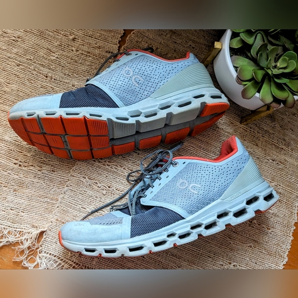 On Running Other - On Cloudstratus Running Training Shoes  Size 11.5 Men's
